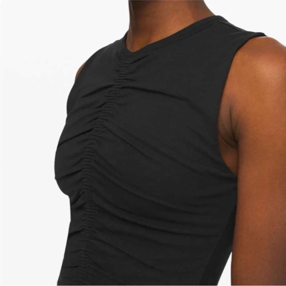 Lululemon Find Your Feeling Tank - Black Size 6 - Picture 3 of 6
